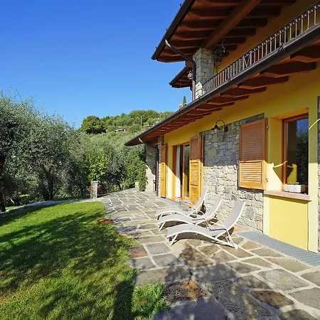 Villa Delia Gardone Riviera