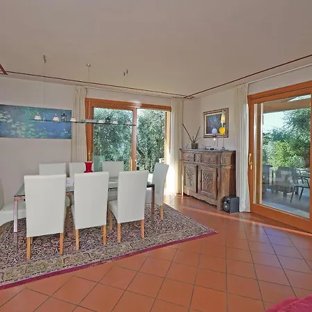 Delia Gardone Riviera